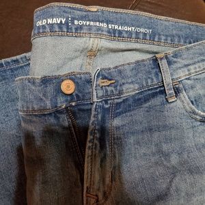 Old Navy size 14 capri